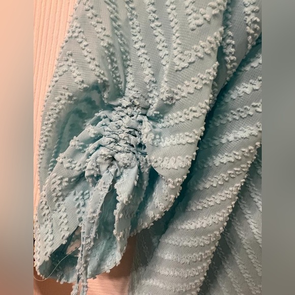 Blouse Erika brand , Green color Size L - Picture 3 of 4